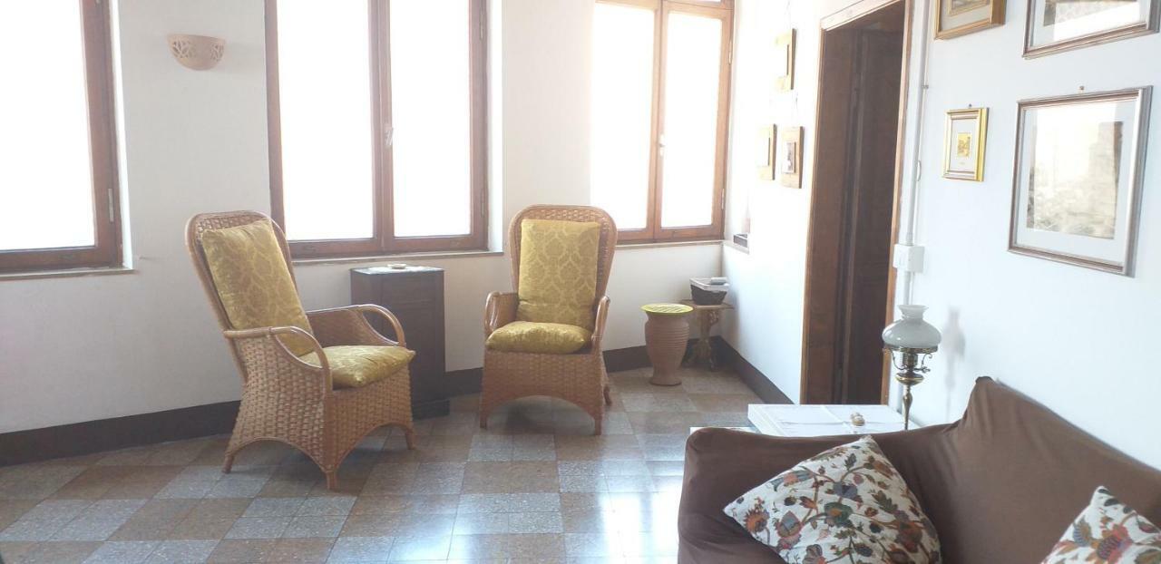 Le Finestre Di San Michele Apartment